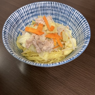 子どもご飯　野菜炒めラーメン